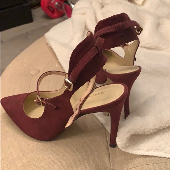 Shoes - Picture 3 of 8